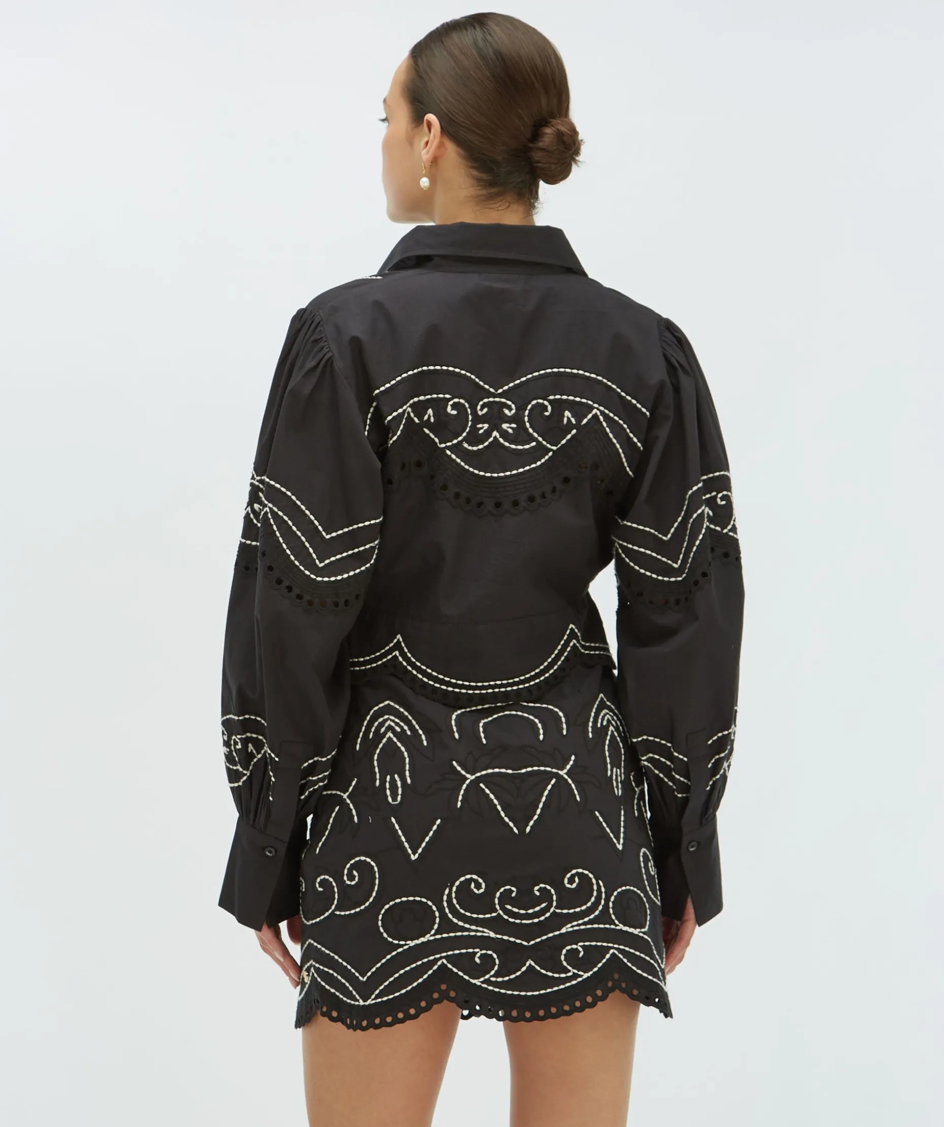 DAPHNE cropped blouse - black