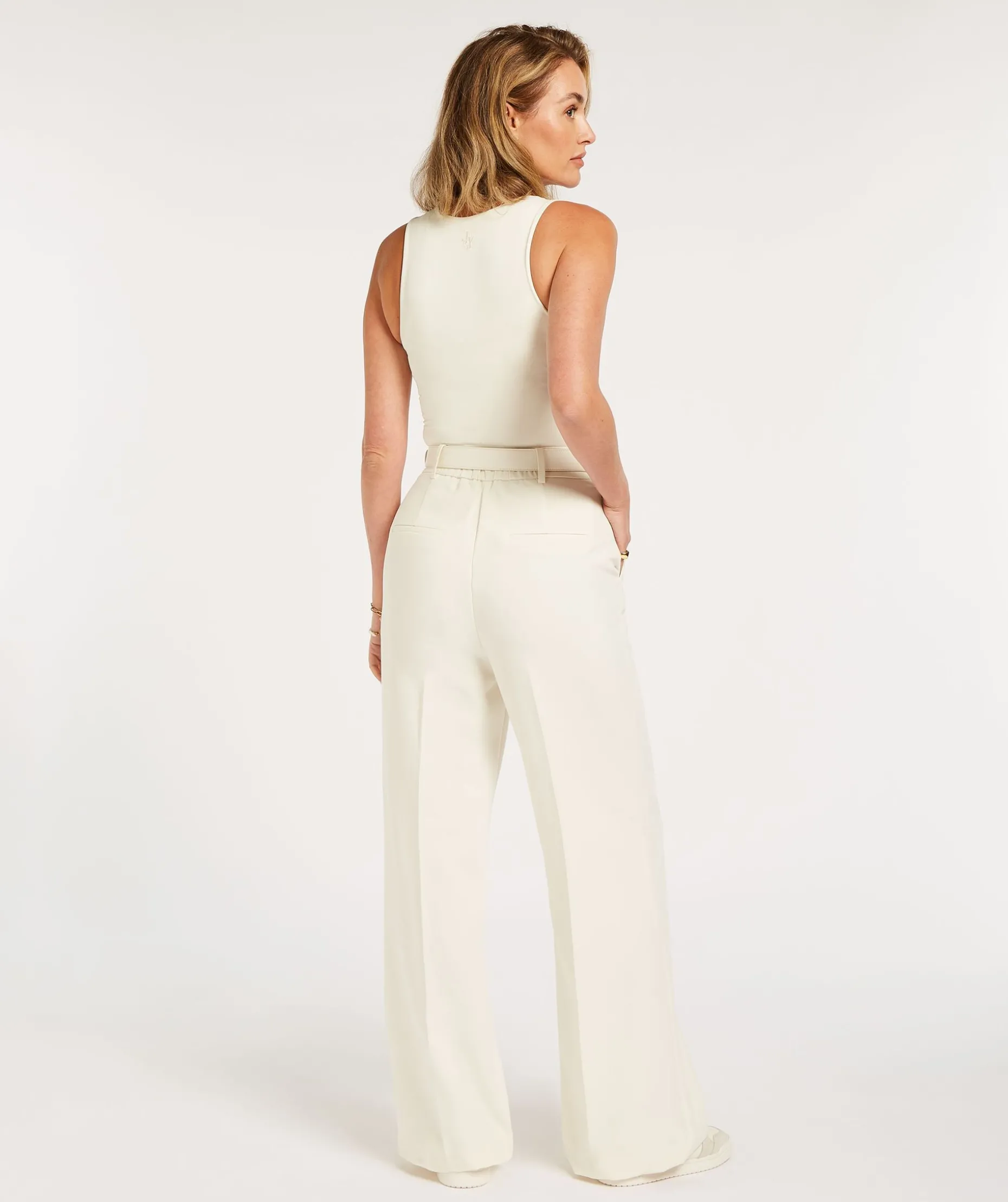 JV LOTTA super fitted body - creme white