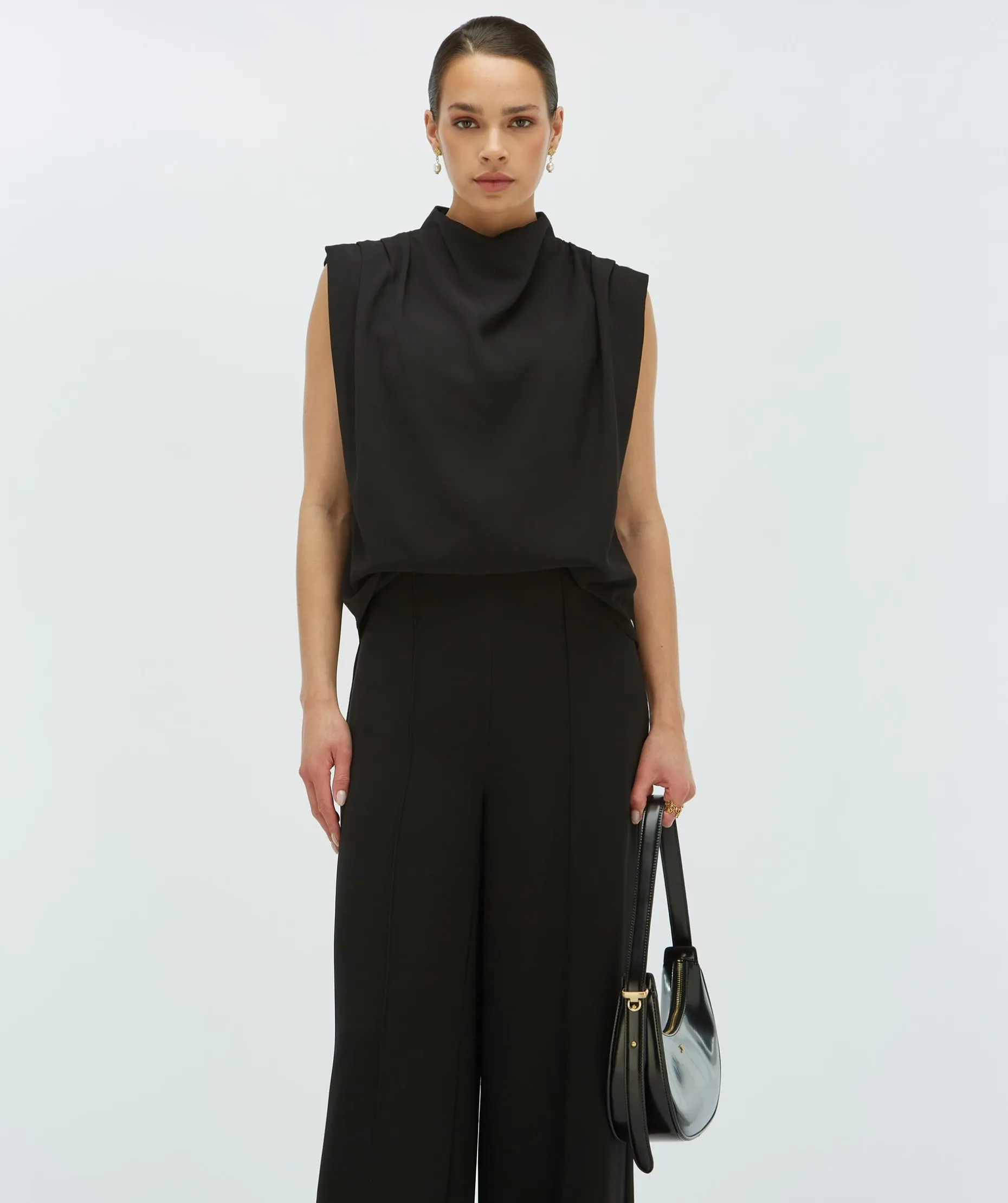 KIANA losvallende top - black