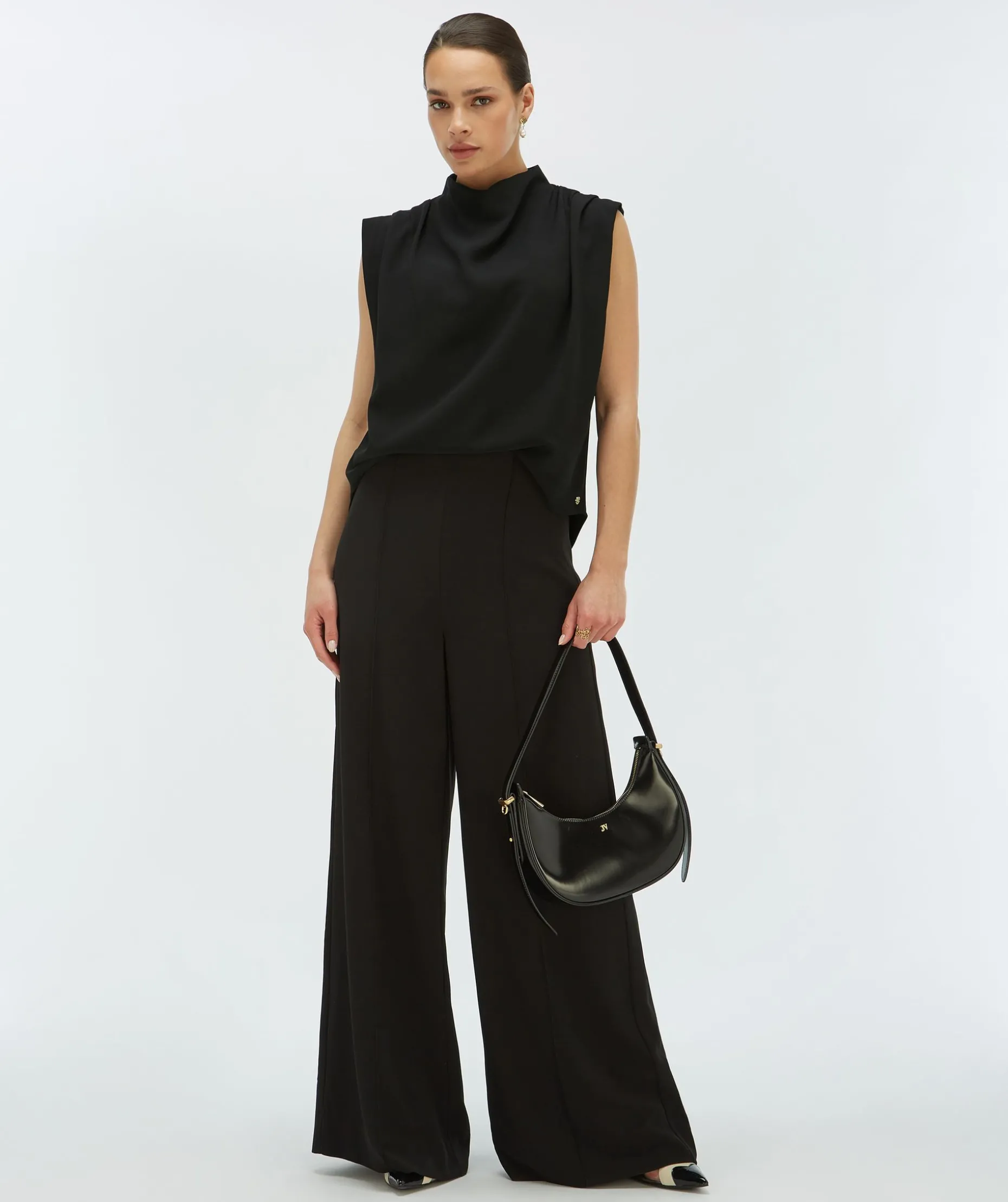 KIANA losvallende top - black