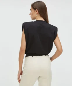 SUE T-shirt met schoudervulling - black