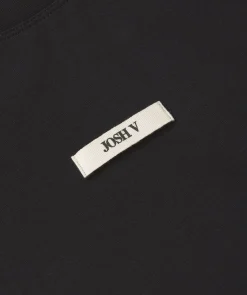 SUE T-shirt met schoudervulling - black